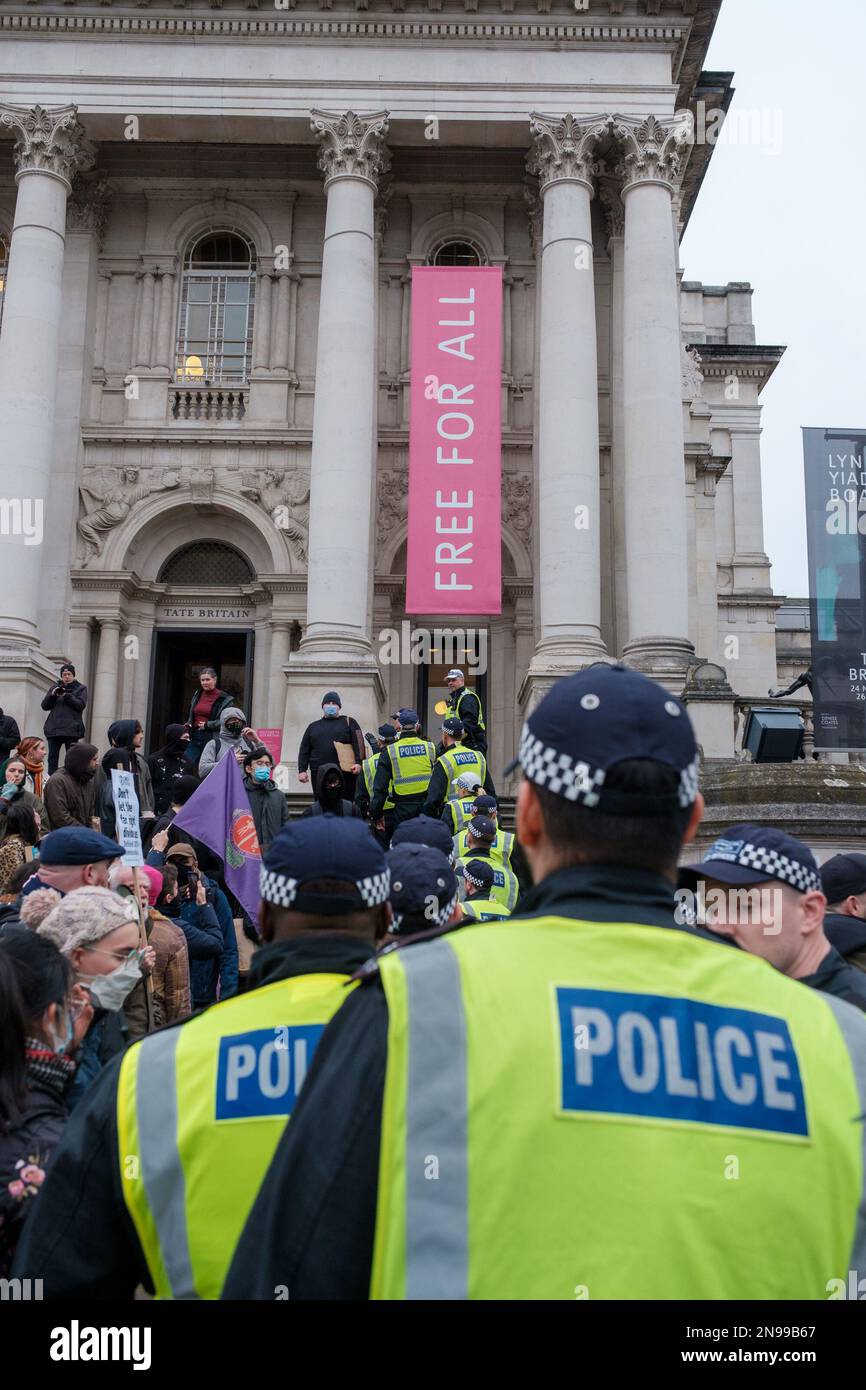 Pro LGBT+ Counter a Far Right Protest outside Tate Britain to stop Drag ...