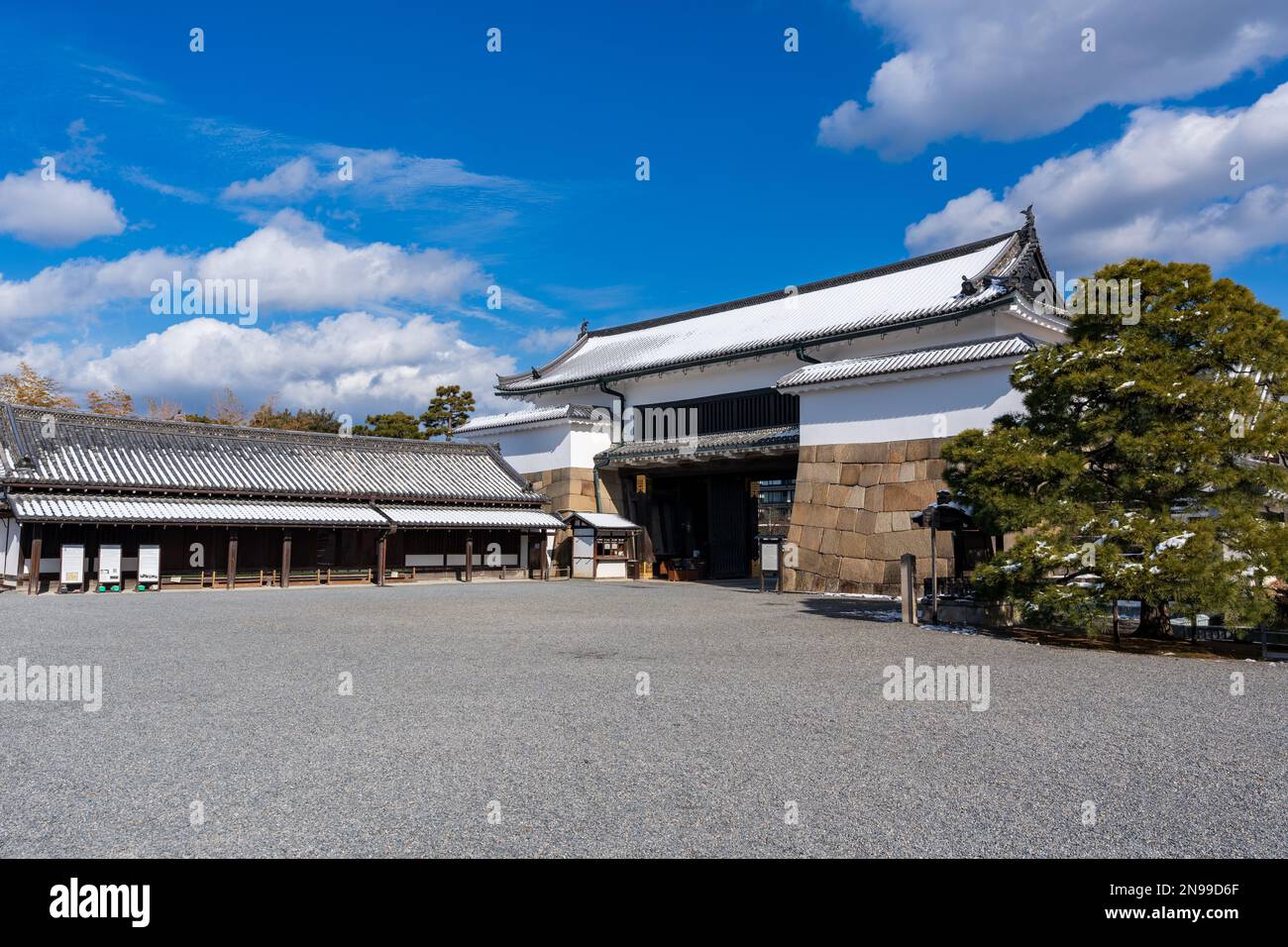 Nijo Castle Great Eastern Gate (Higashi-Ote-mon) with snow in winter. Kyoto, Japan. Stock Photo