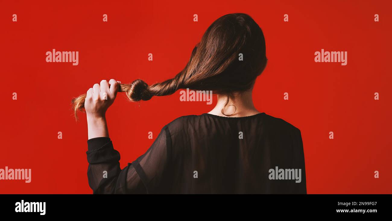Pull hair hi-res stock photography and images - Alamy