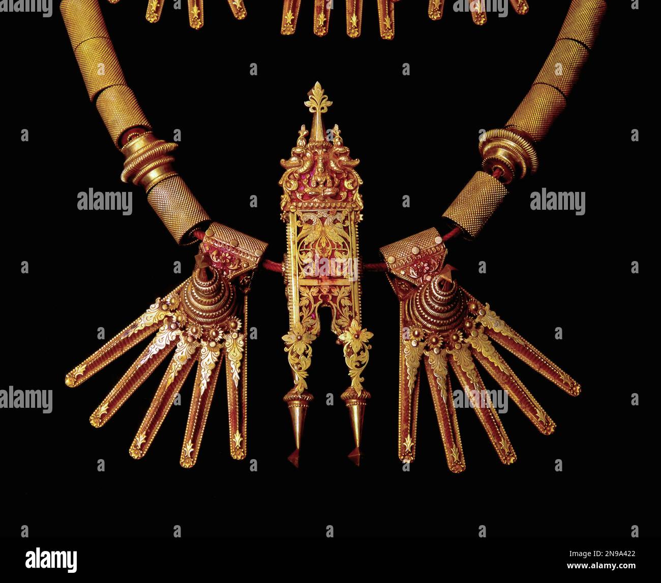 100 Soverign Nattukottai Nagarathars Mangalya Called Kazhuthiru 80