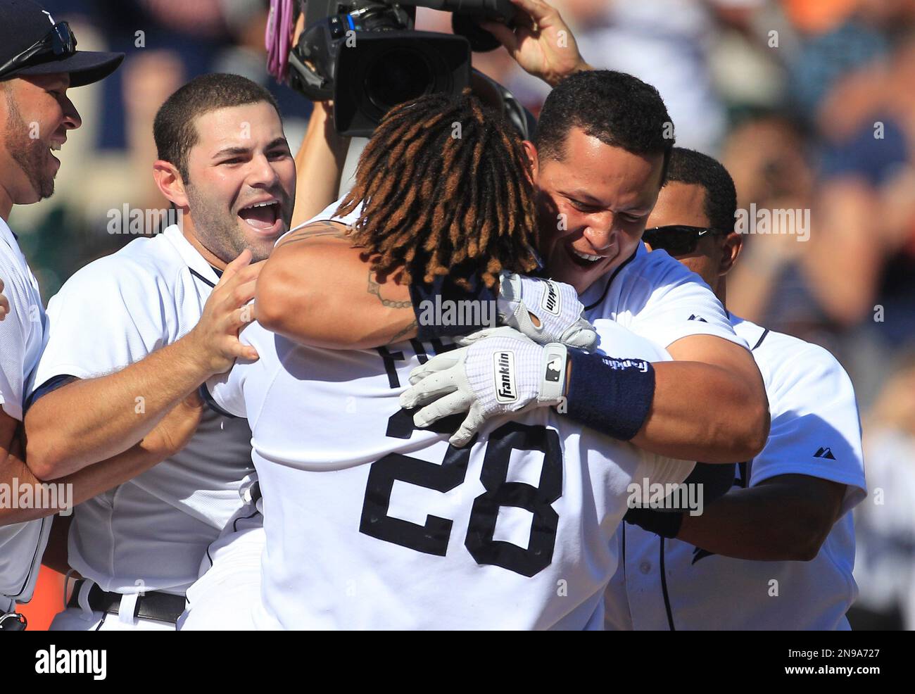 Detroit Tigers Miguel Cabrera Hugs Teammate Prince Fielder 28 After Hitting A Walkoff Home 7150