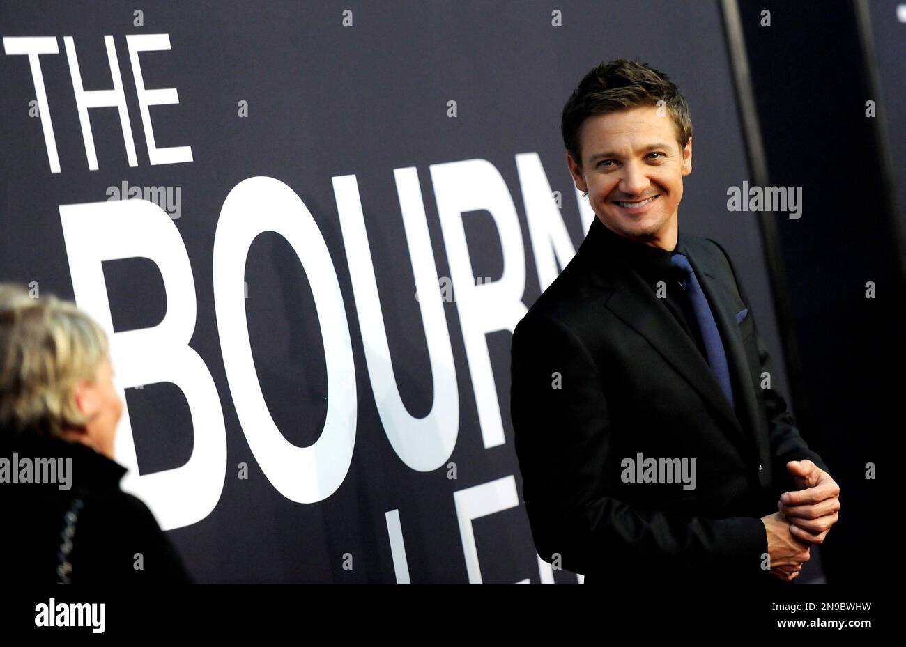 Actor Jeremy Renner Attends The World Premiere Of The Bourne Legacy At The Ziegfeld Theatre On 