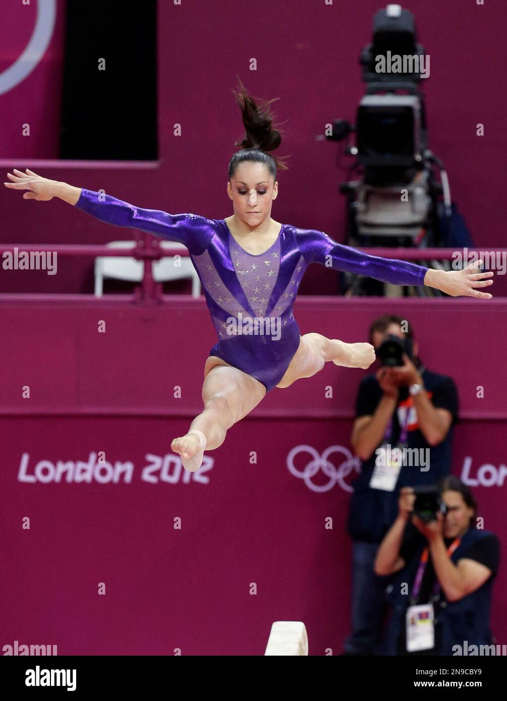 U.S. gymnast Jordyn Wieber performs on the balance beam during the(00)