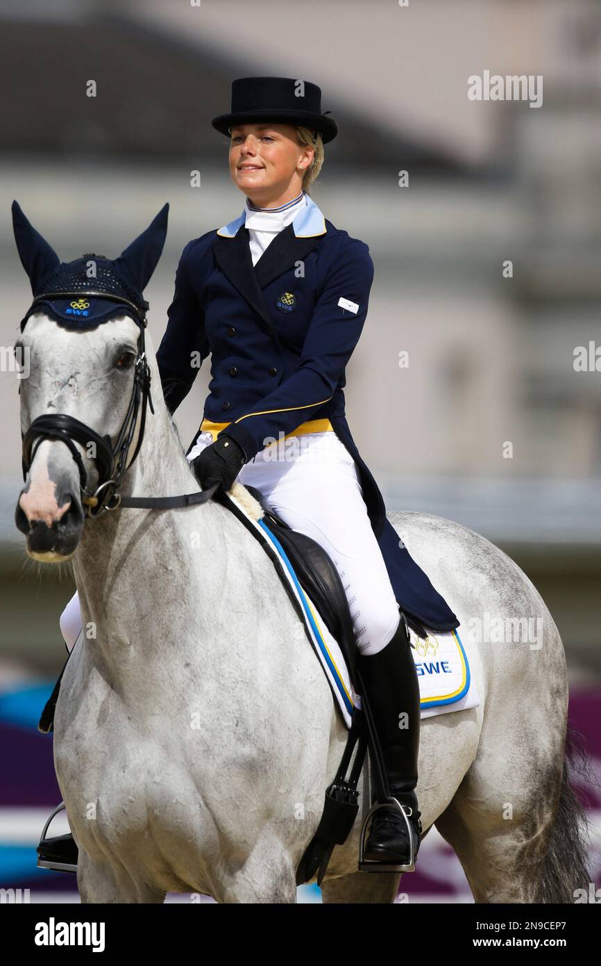 スポーツ・フィットネス Enjoying Dressage スポーツ・フィットネス Enjoying Dressage 2 スポーツ