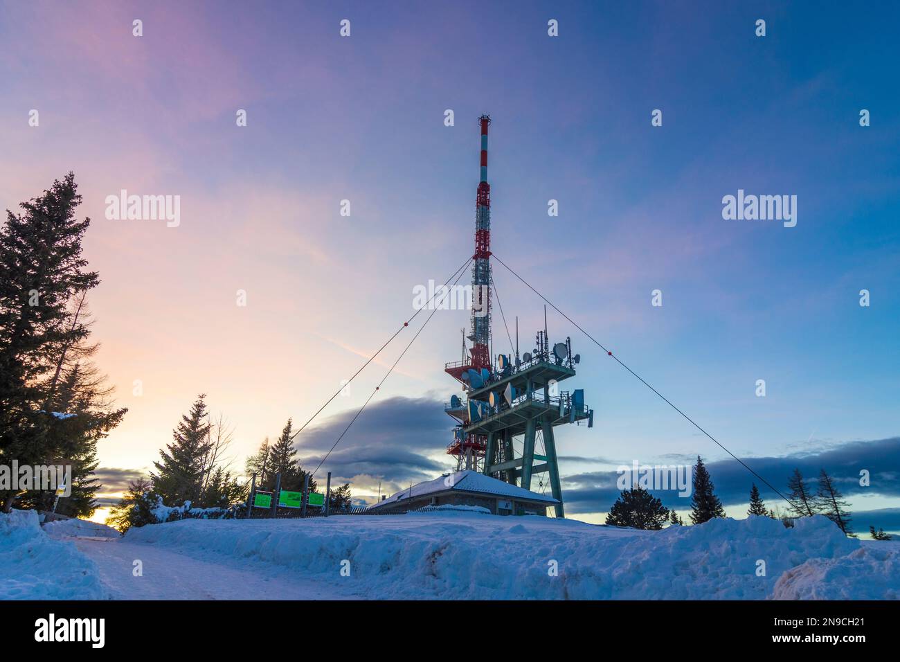 Sankt Radegund bei Graz: mountain Schöckl, transmitter in Region Graz, Steiermark, Styria, Austria Stock Photo