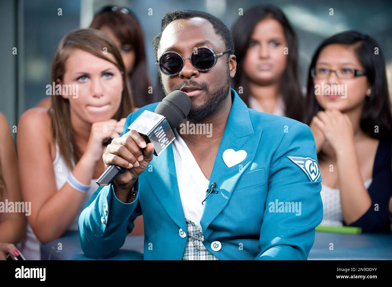 Wiliam Rapper Recording artist will.i.am visits New.Music.Live. to promote his ...