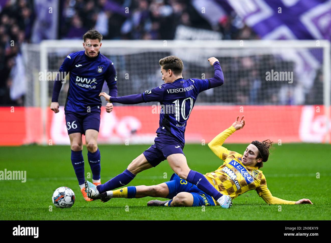 Anderlecht's Yari Verschaeren and STVV's Rocco Reitz pictured in action during a soccer match between RSC Anderlecht and Sint-Truidense VV STVV, Sunday 12 February 2023 in Anderlecht, Brussels, on day 25 of the 2022-2023 'Jupiler Pro League' first division of the Belgian championship. BELGA PHOTO TOM GOYVAERTS Stock Photo
