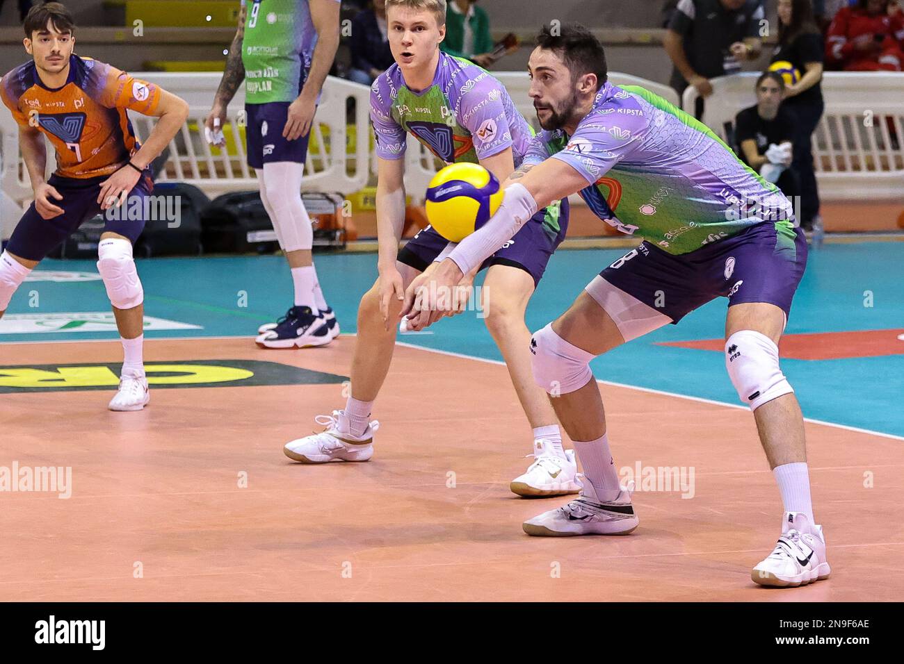 Palasport, Cisterna, Italy, February 11, 2023, Stephen Maar (Vero Volley Monza) during Top