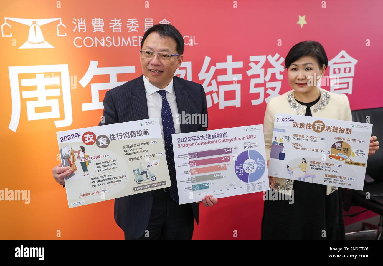 (LR) Clement Chan Kamwing, Chairman of Consumer Council and Gilly