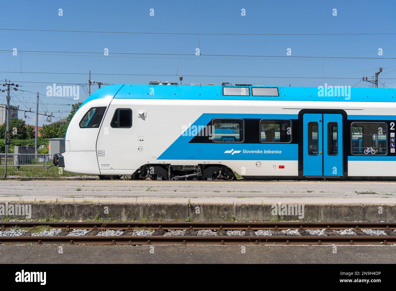 Local electric train of Slovenian Railways (SZ) at Ljubljana railway station, Slovenia. Stock Photo