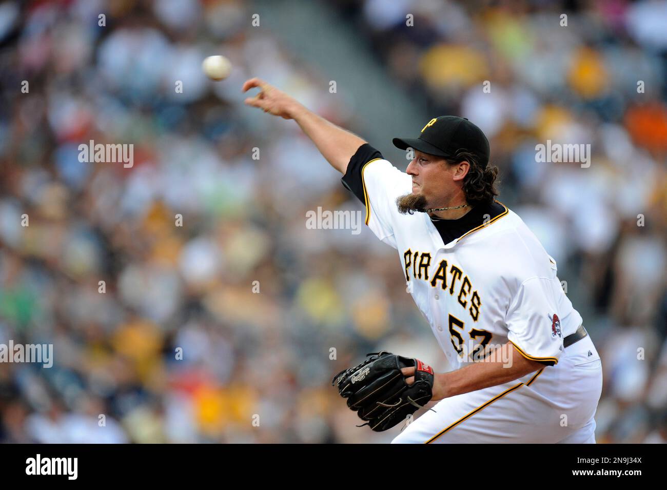 Pittsburgh Pirates relief pitcher Joel Hanrahan delivers a pitch during ...