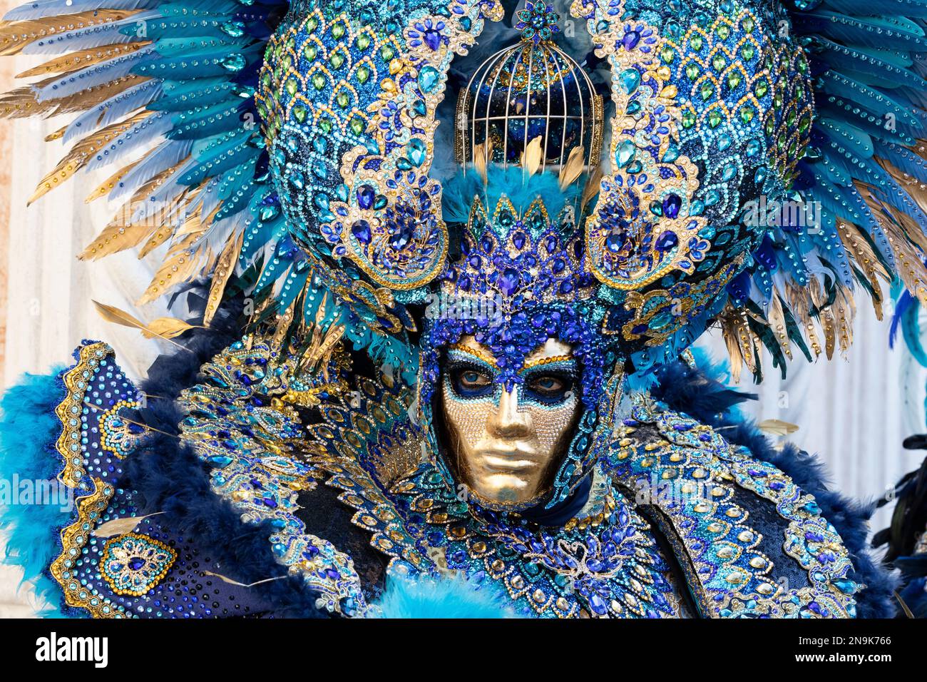 Venice, Italy. 12. February 2023. Venice, Italy. Revellers wear colourful  blue costumes for the annual Carnevale di Venezia, Carnival in Venice.  Credit: Vibrant Pictures/Alamy Live News Stock Photo - Alamy