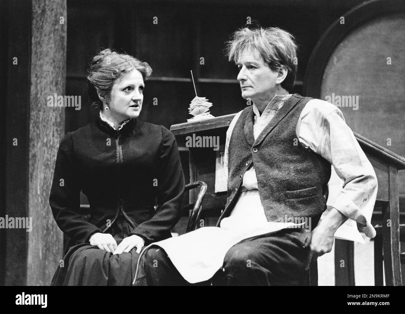 Julia McKenzie (Maggie Hobson), Ronald Pickup (William Mossop) in HOBSON'S CHOICE by Harold Brighouse at the Lyric Theatre Hammersmith, London W6  02/02/1981  set design: Kenneth Mellor  costumes: Mark Negin  lighting: Mark Dawson  director: David Giles Stock Photo