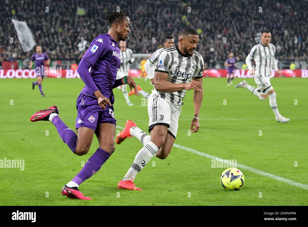 TURIN - (lr) Christian Kouame of ACF Fiorentina, Bremer of Juventus FC during the Italian Serie A match between Juventus FC and ACF Fiorentina at Allianz Stadium on February 12, 2023 in Turin, Italy. AP | Dutch Height | GERRIT OF COLOGNE Stock Photo