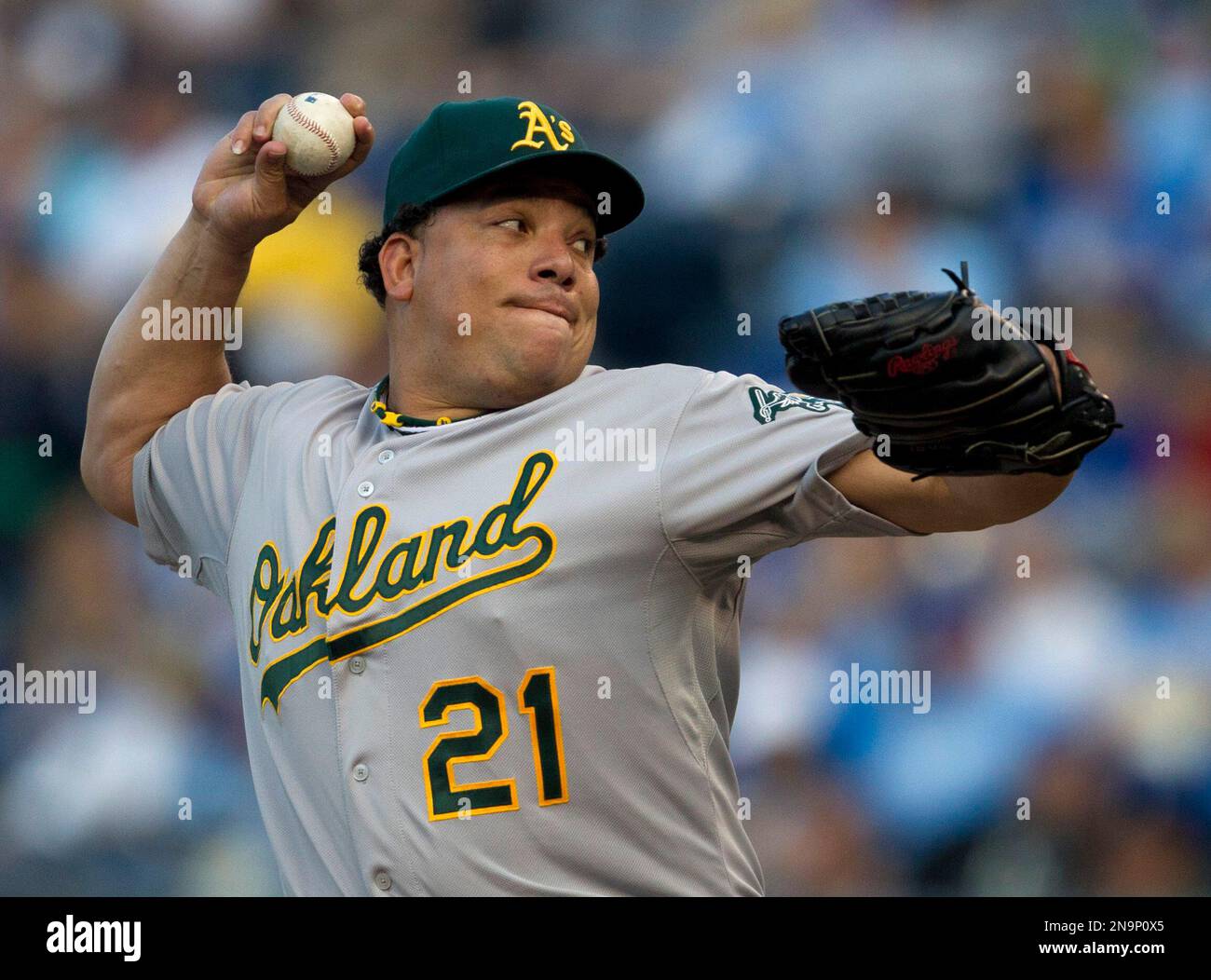Oakland Athletics starting pitcher Bartolo Colon throws to a Kansas ...