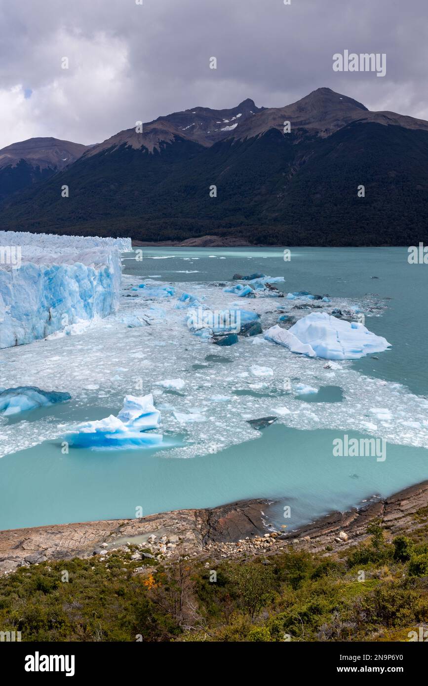 The famous glacier and natural sight Perito Moreno with the icy waters of Lago Argentino in Patagonia, Argentina, South America Stock Photo