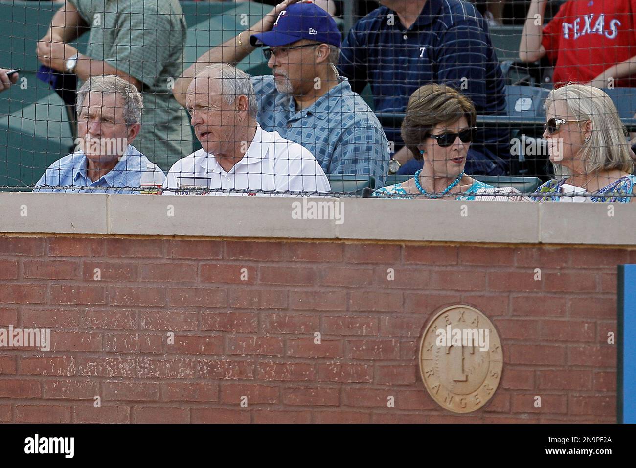 (L to R) Former United States President W. Bush, Texas Rangers