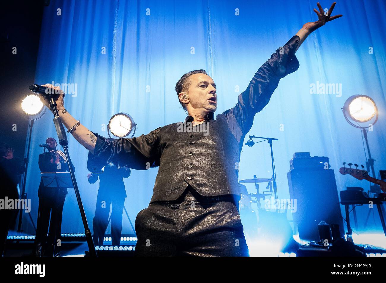 Dave Gahan of Depeche Mode and Soulsavers performing live in December ...