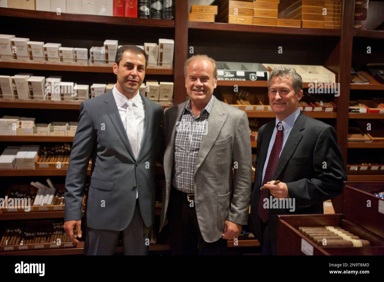 Premier Swiss cigar brand Davidoff hosts an exclusive opening party at