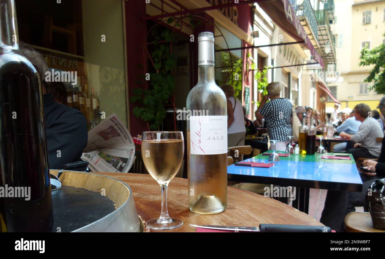 this-photo-taken-may-2011-at-the-cafe-de-la-tour-in-old-nice-shows-a
