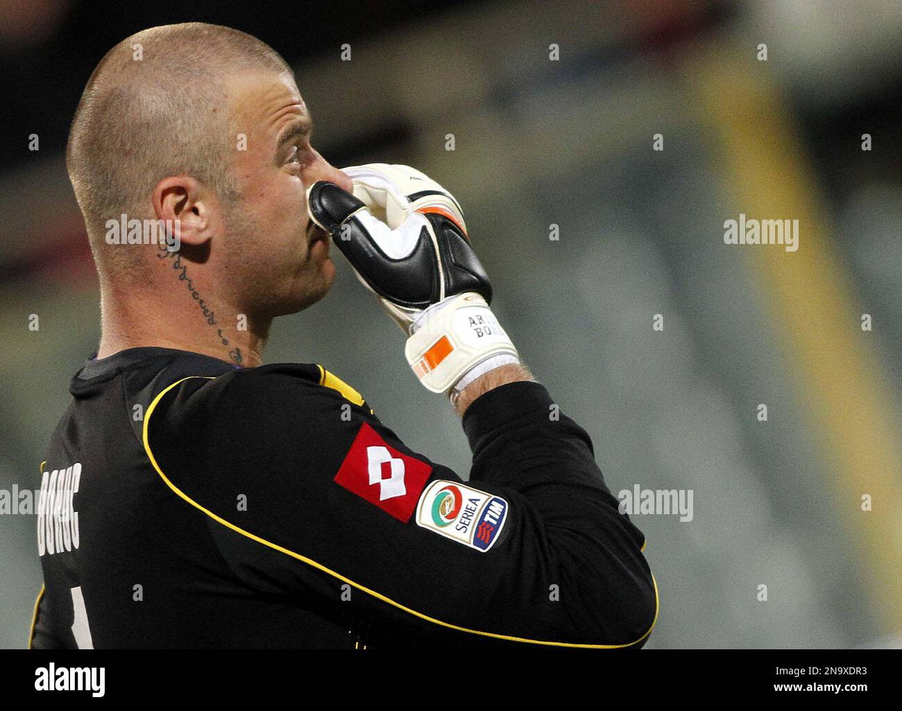 Fiorentina goalkeeper Artur Boruc of Poland looks on during a Serie A  soccer match between Fiorentina and Novara at the Artemio Franchi stadium  in Florence, Italy, Wednesday, May 2, 2012. (AP Photo/Fabrizio