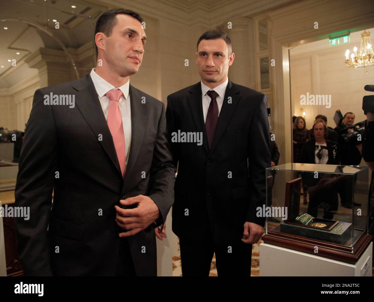 Heavyweight World Boxing Champions Vitali, right, and Vladimir ...