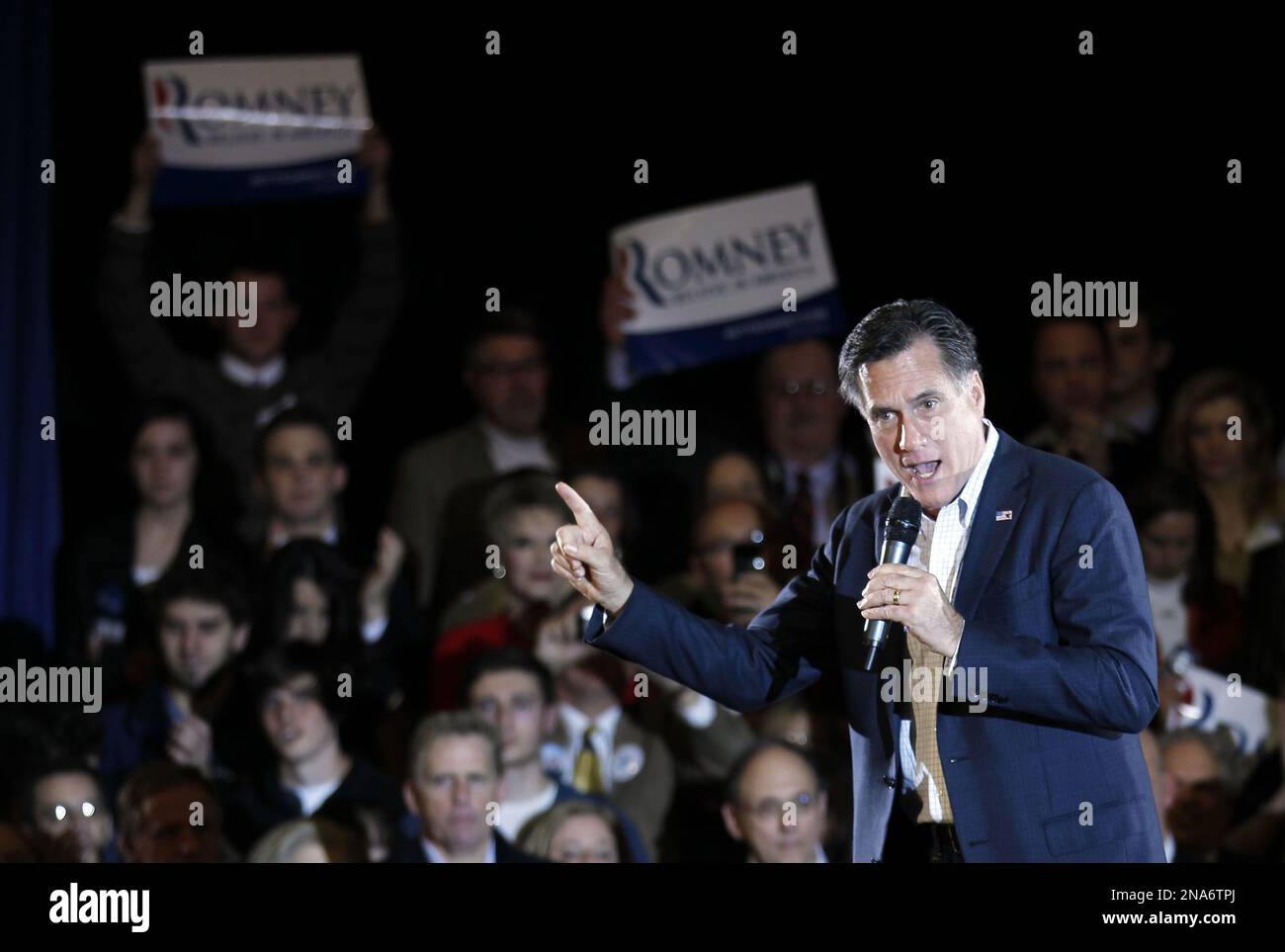 Republican presidential candidate, former Massachusetts Gov. Mitt ...