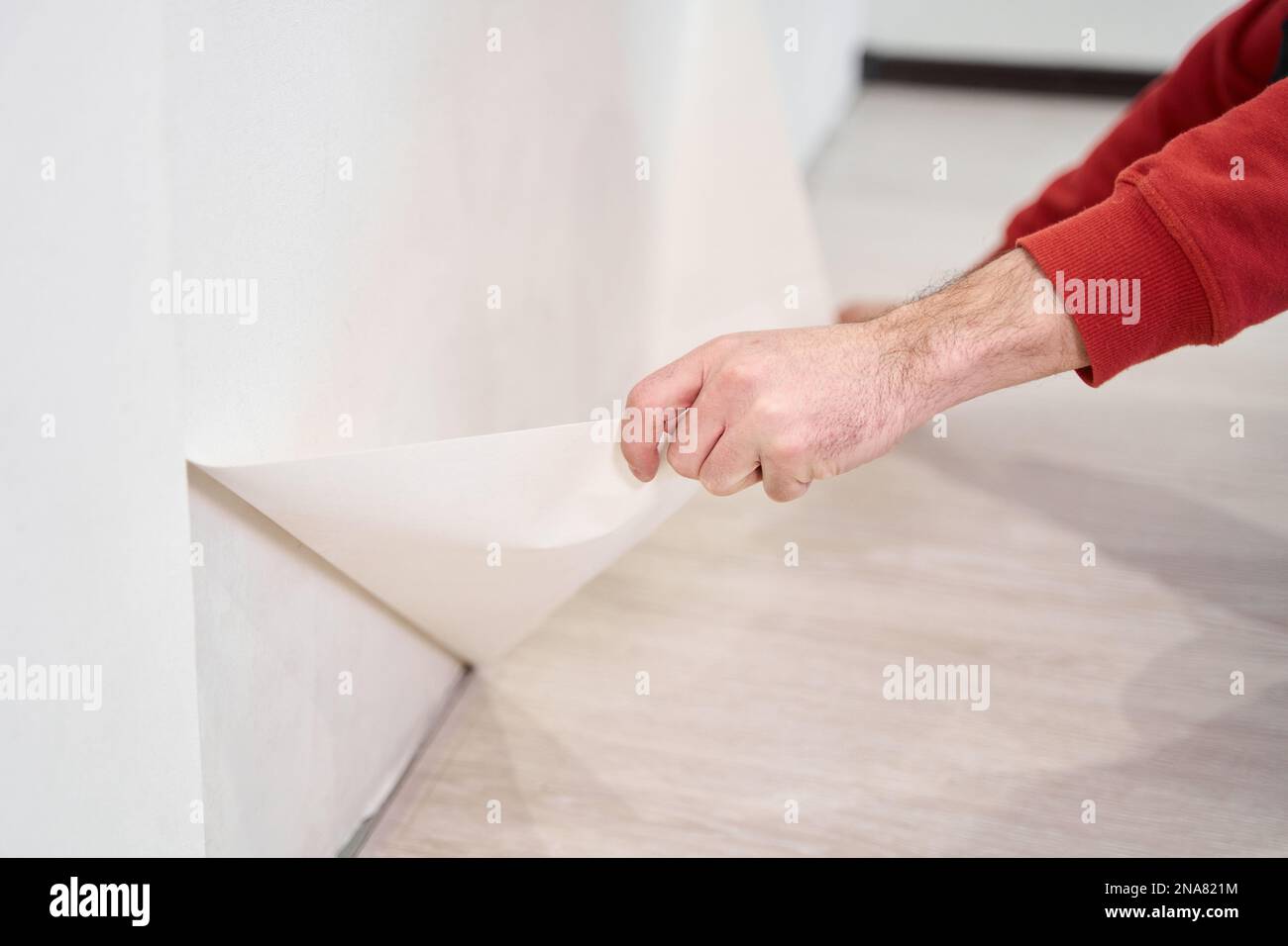 Repair and renovate the interior of the house with their own hands