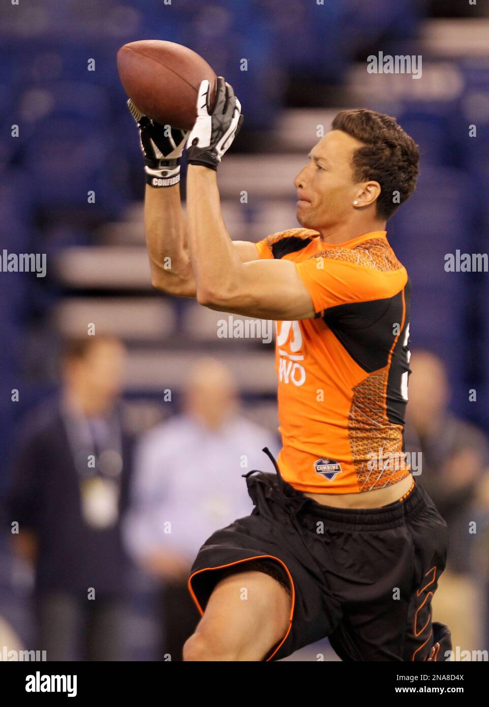 Penn State receiver Derek Moye makes a catch as he runs a drill at the