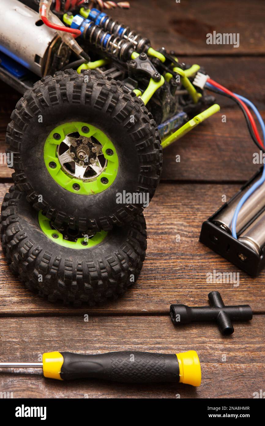 Broken rc cars for sale new arrivals