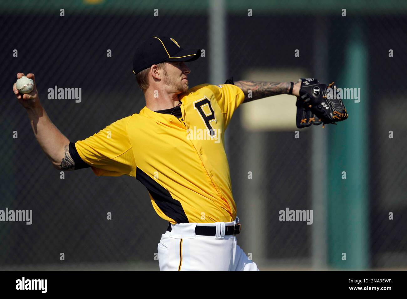 Pittsburgh Pirates' A.J. Burnett practices at baseball spring training,  Tuesday, Feb. 21, 2012, in Bradenton, Fla. (AP Photo/Matt Slocum Stock  Photo - Alamy