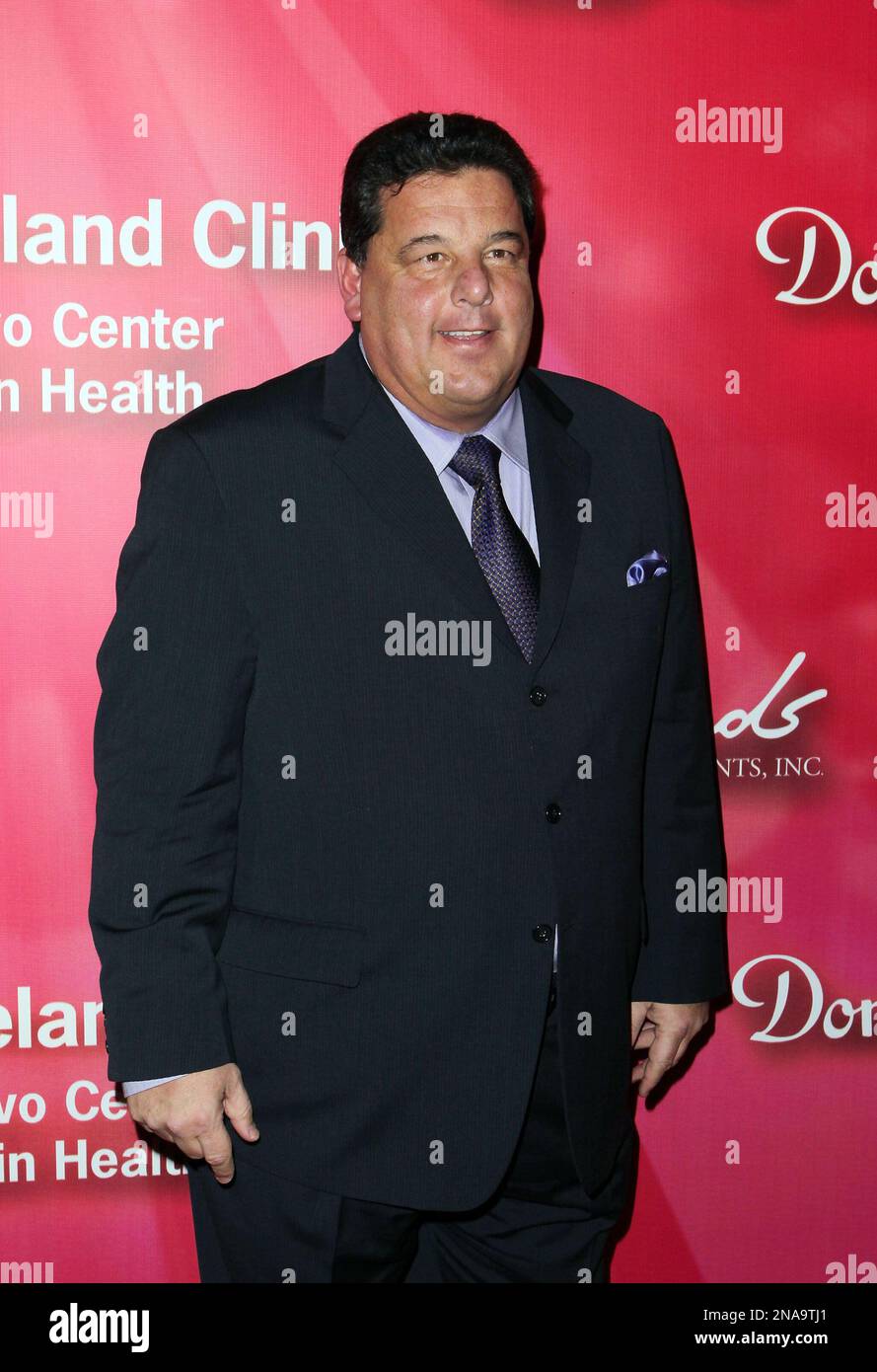 Actor Steve Schirripa arrives at the Keep Memory Alive 16th Annual