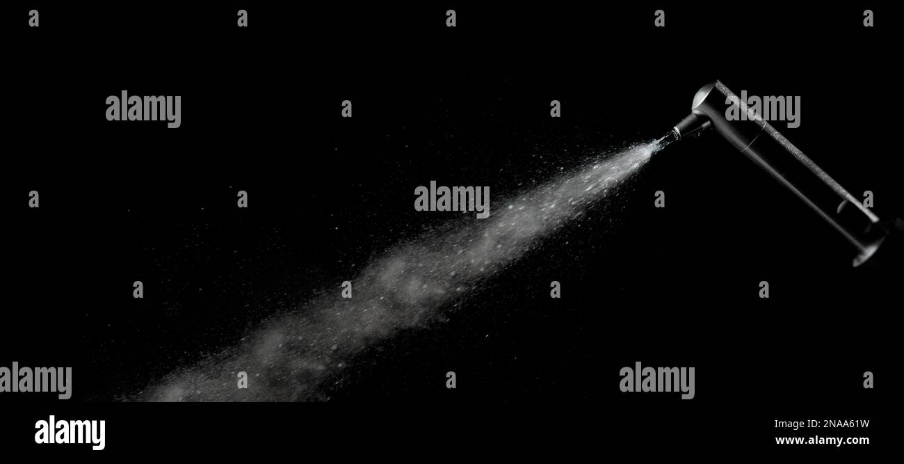Airabrasive handpiece for gentle abrasive treatment of tooth tissues