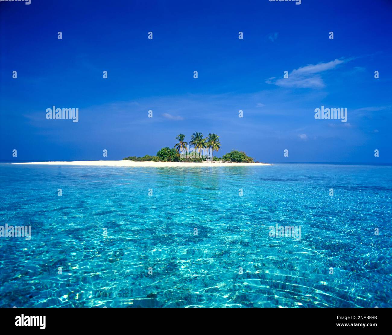 Islandl tropical hi-res stock photography and images - Alamy