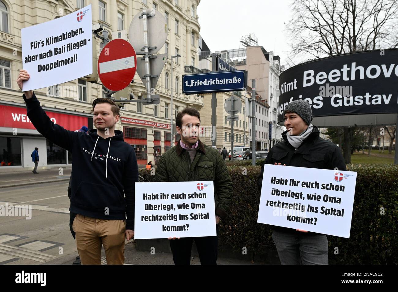Vienna, Austria. 13th February 2023. Street blockade of the last generation at the Secession in Vienna. Counter-demonstration by FPÖ (Freedom Party Austria) members. Credit: Franz Perc/Alamy Live News Stock Photo