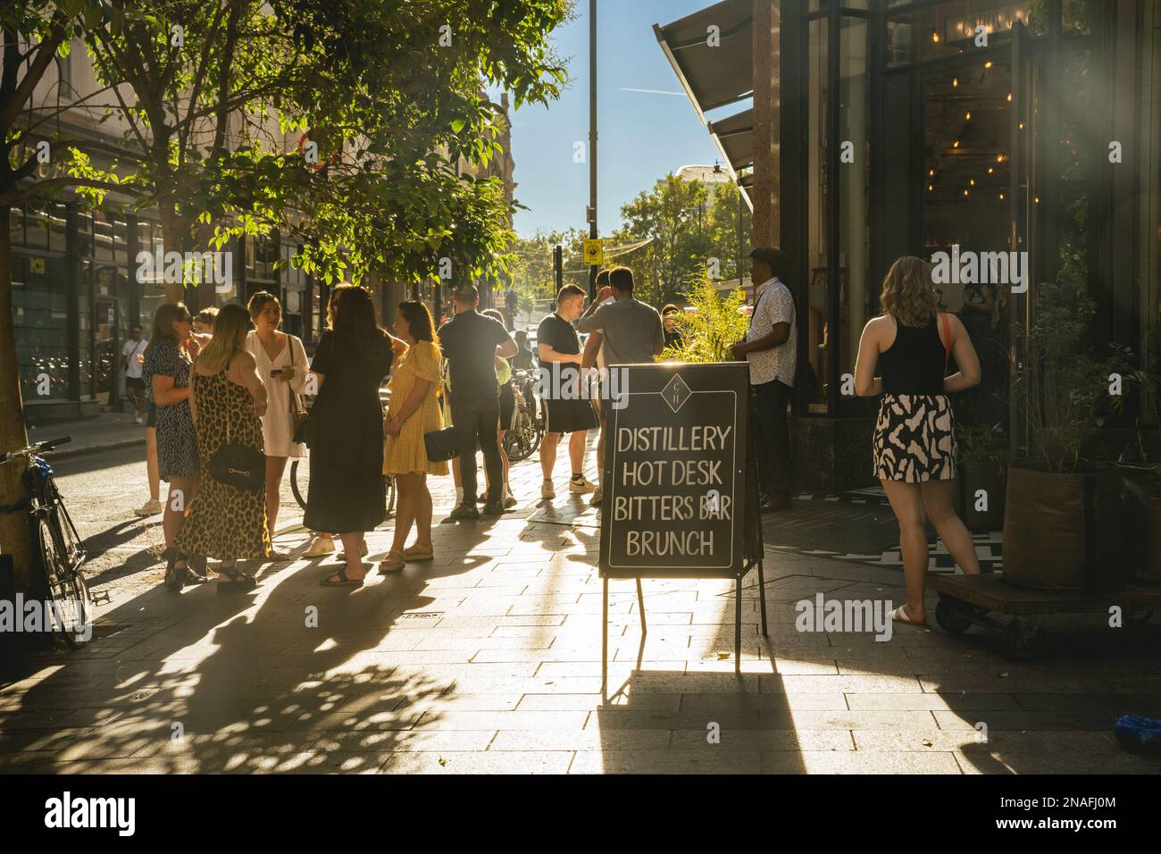 The Department Store, Brixton, London, UK, © Dosfotos/Axiom Stock Photo Alamy