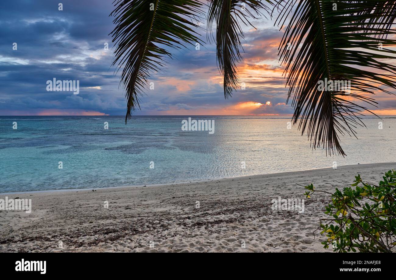 atmospheric shot of Anse Source D'Argent, L'Union Estate, La Digue, Seychelles Stock Photo
