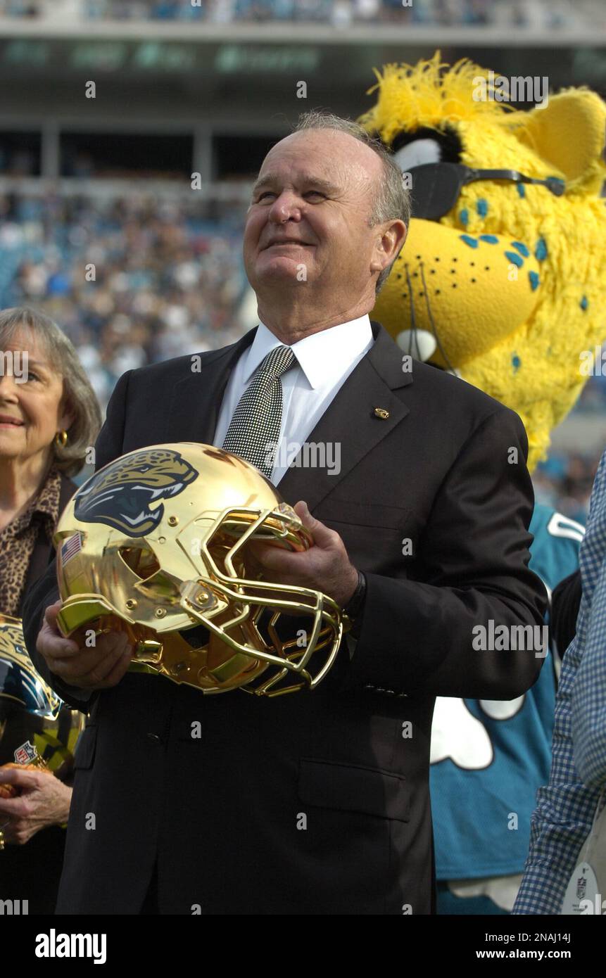 Jacksonville Jaguars owner Wayne Weaver is honored at half time during