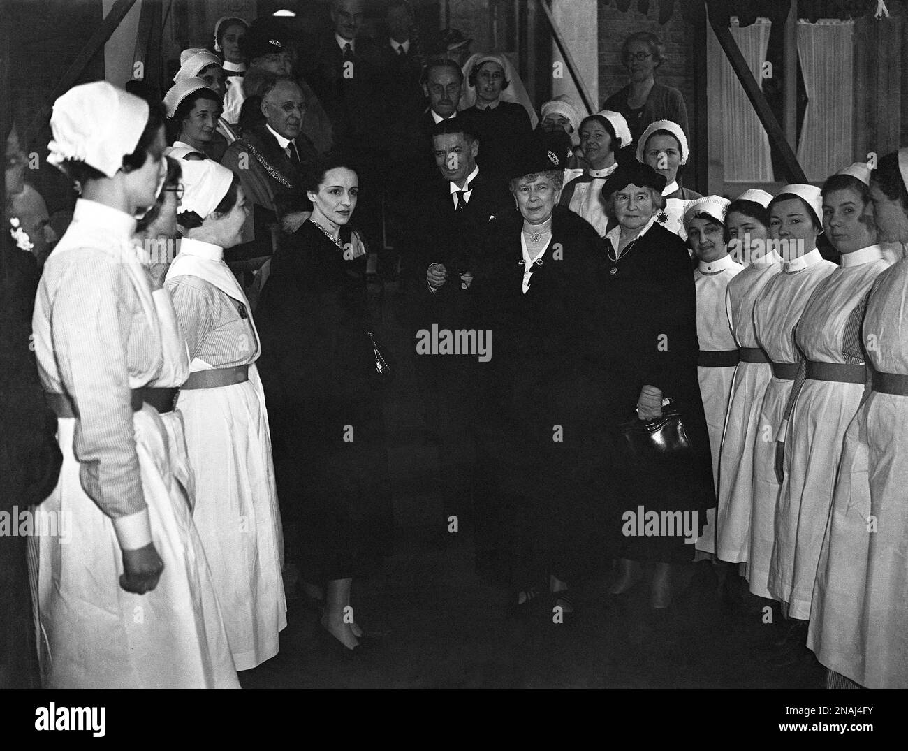 Britain s Queen Mary Visited The Marie Curie Hospital To Open The Helen britain-s-queen-mary-visited-the-marie-curie-hospital-to-open-the-helen