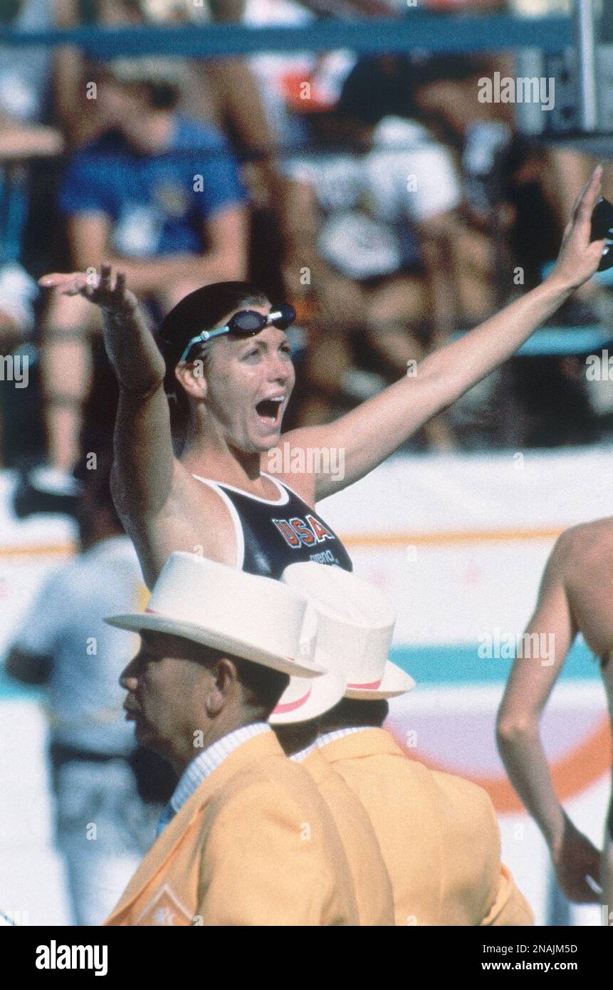 America's Mary Wayte celebrates after winning gild in the Women's 200