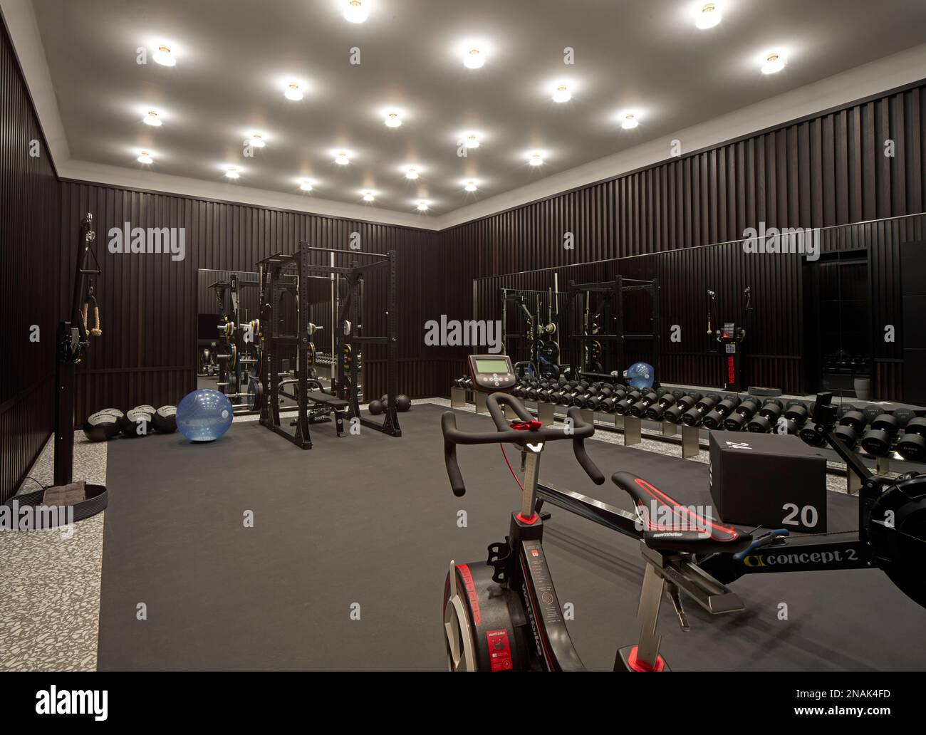 Gym in basement. Super Prime Property, London, United Kingdom. Architect: na , 2021 Stock Photo ...