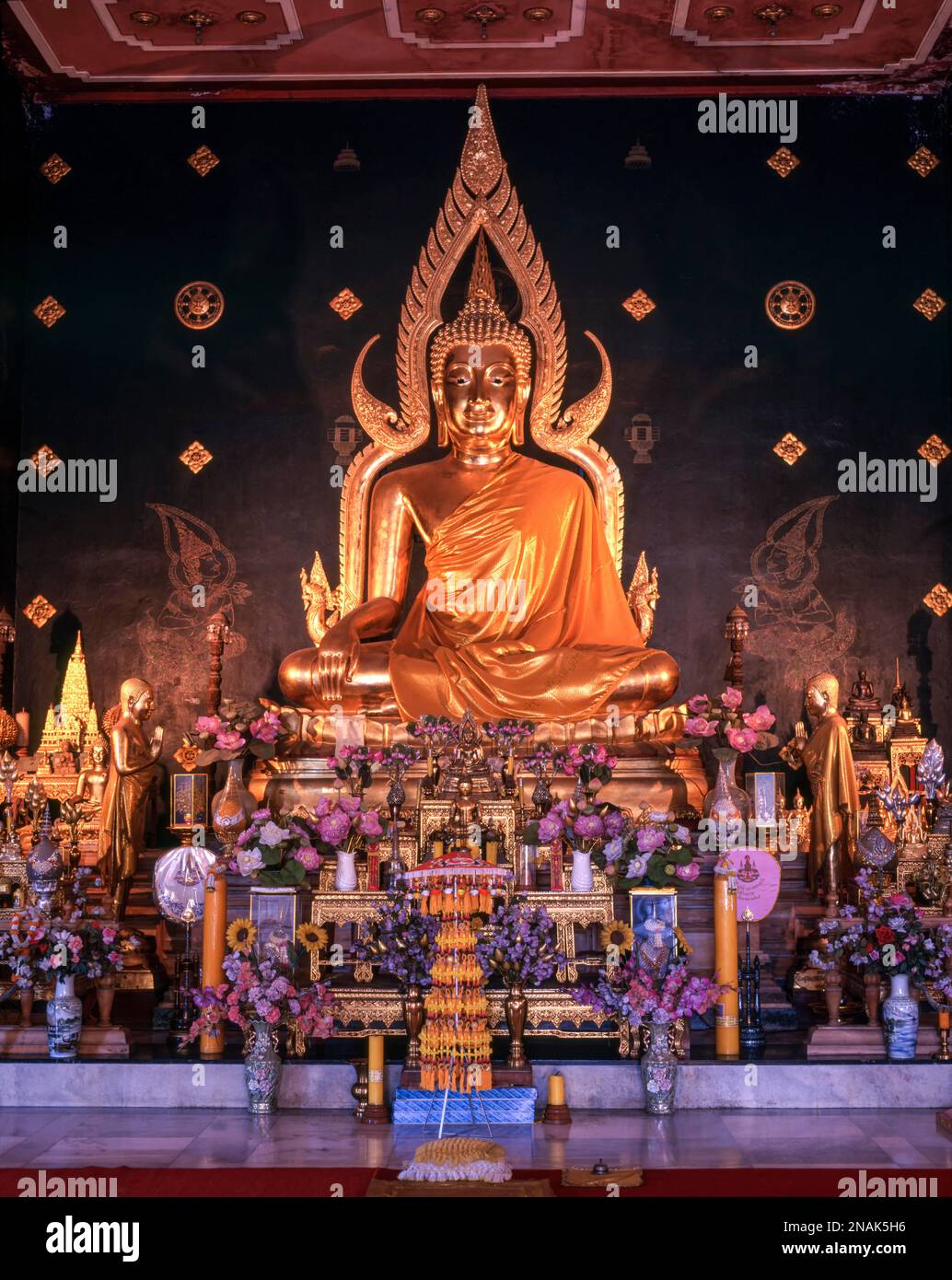 Statue of Lord Buddha in Thai Temple at Bodhgaya, Bihar, India Stock Photo