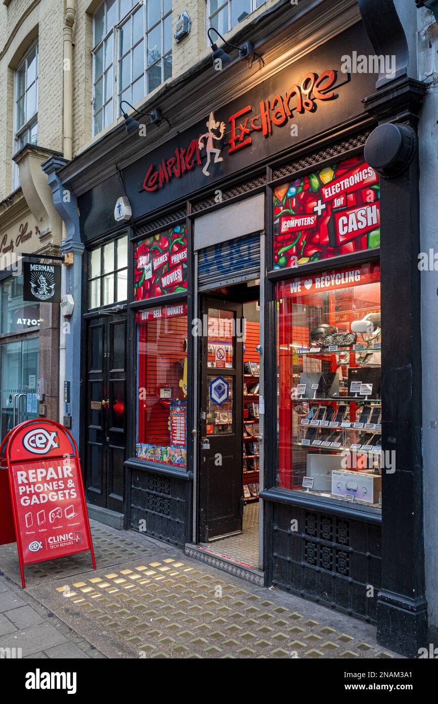 CEX Store. CeX Shop Rathbone Place London - Founded in London in 1992 CEX buys, sells and exchanges a range of technology and entertainment products. Stock Photo