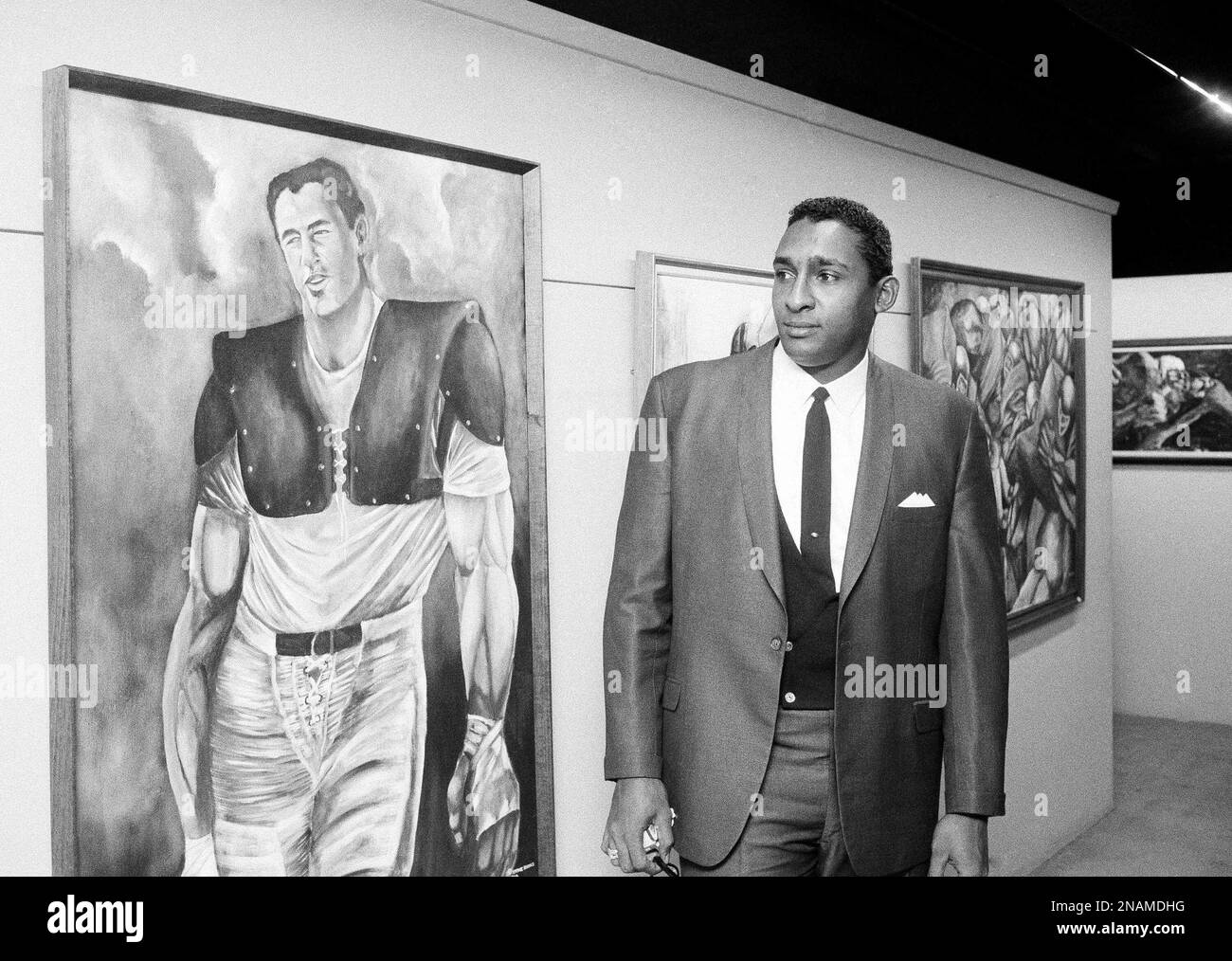 Ernie Barnes, former offensive lineman for both the American and