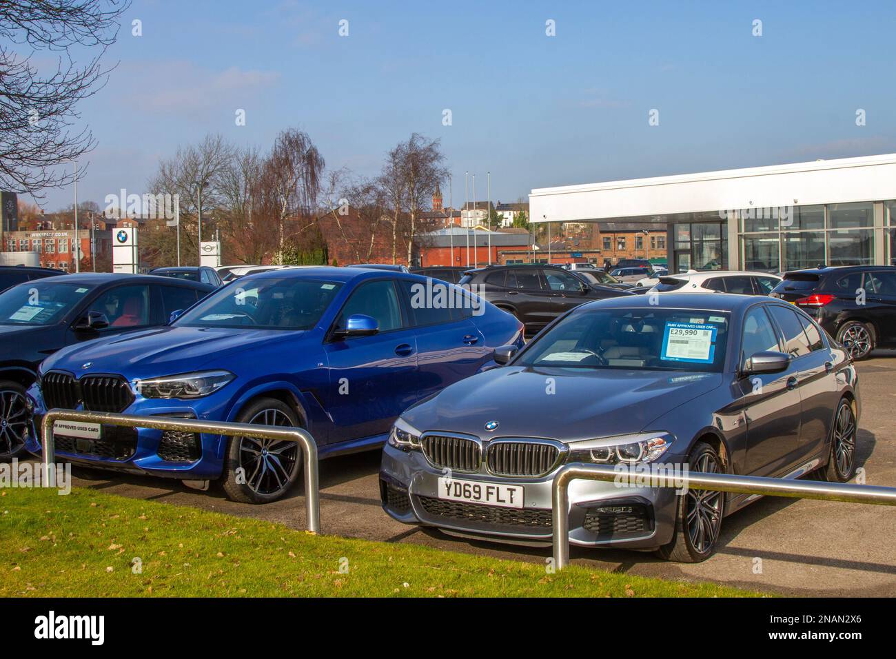 Bmw 530d m sport auto hires stock photography and images Alamy