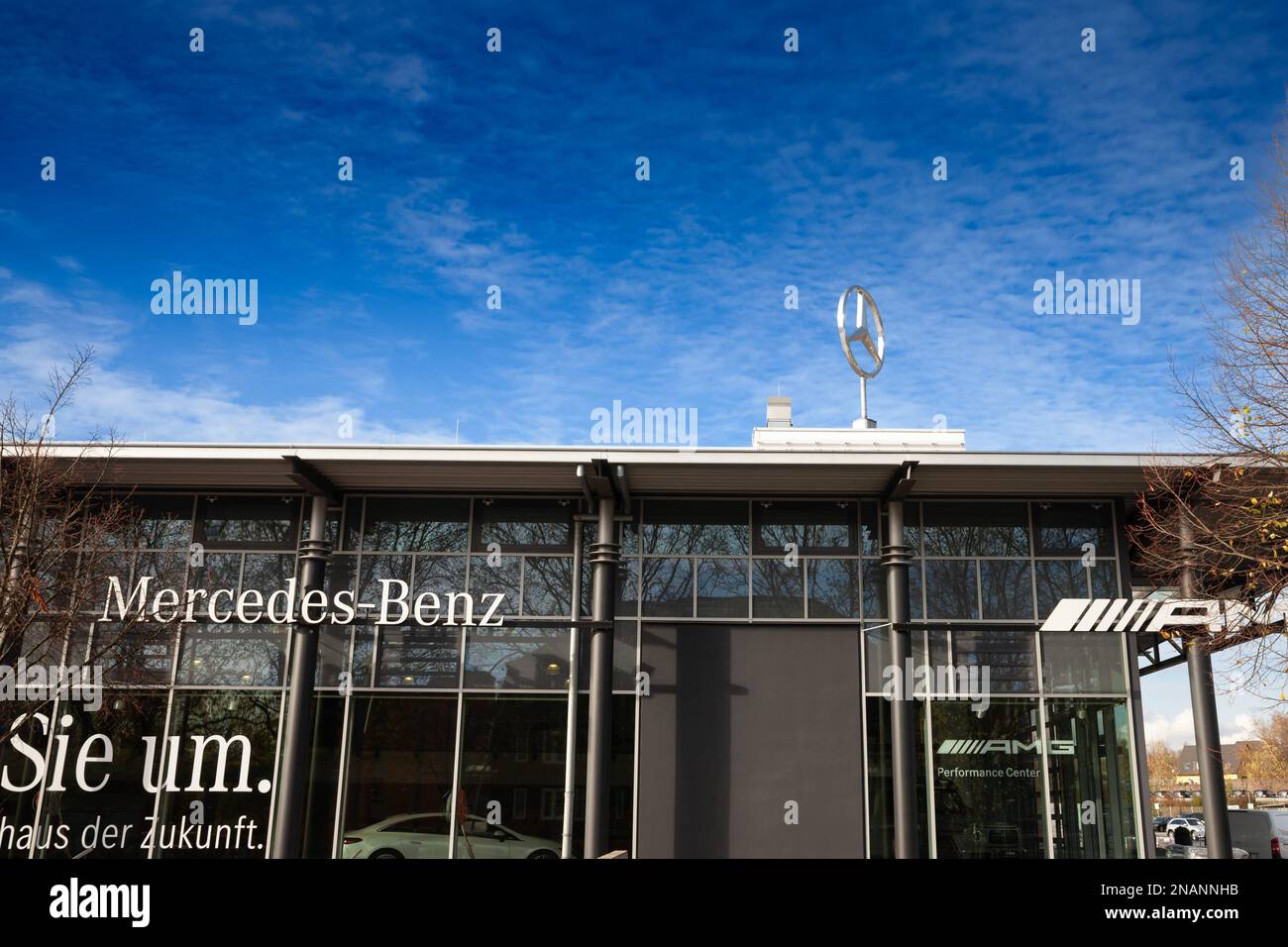 mercedes benz dealership in dortmund