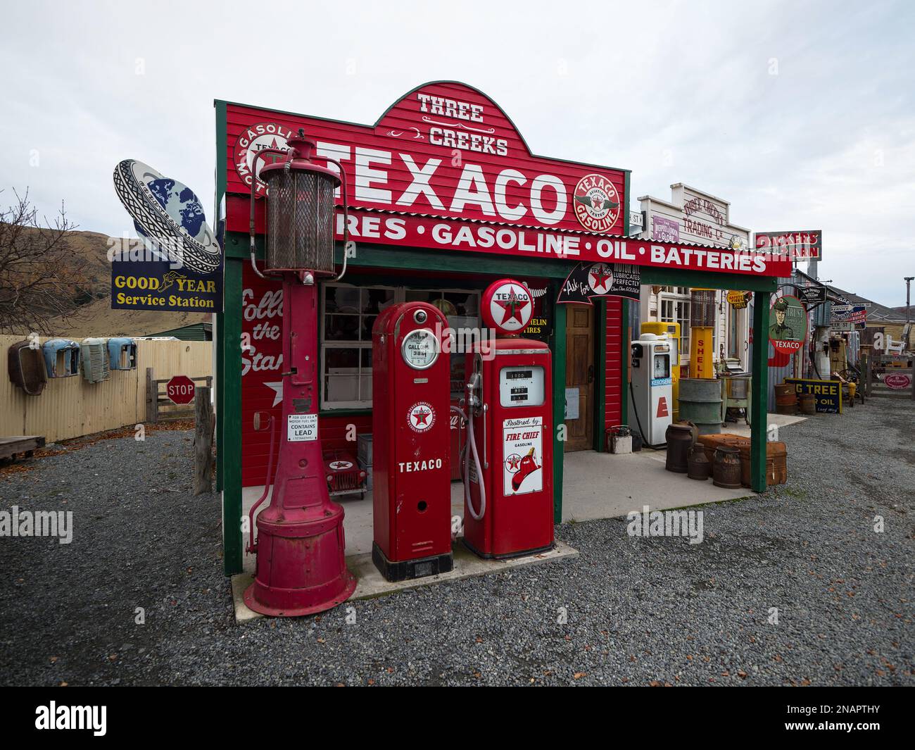 Old petrol station new zealand hires stock photography and images Alamy