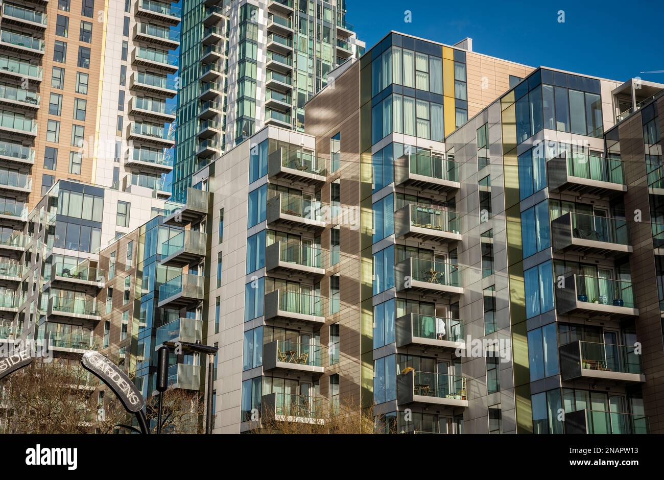 New housing developments along the edge of Woodbury Wetlands on the