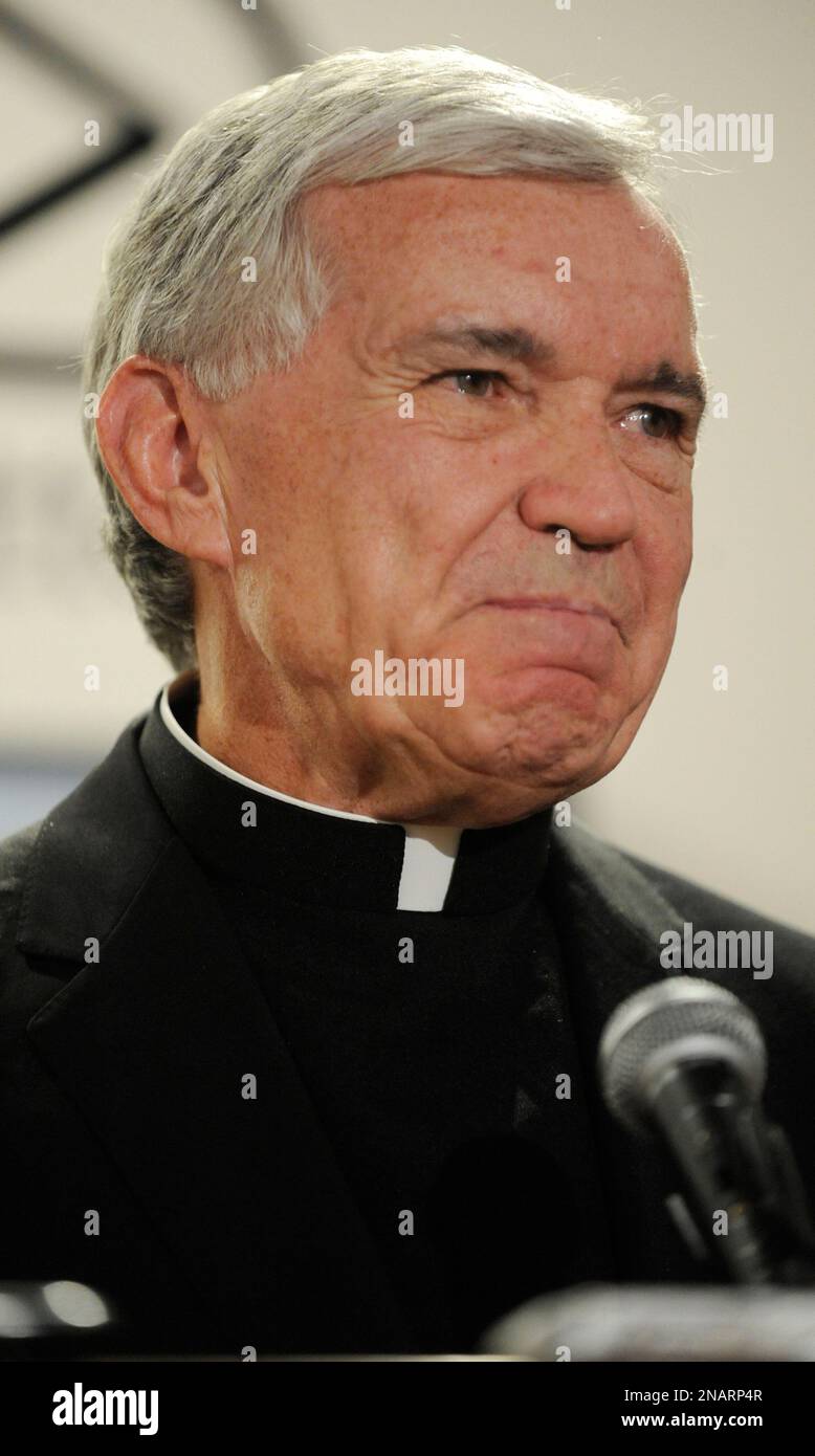 Father Jack Wall speaks about former Chicago first lady Maggie Daley