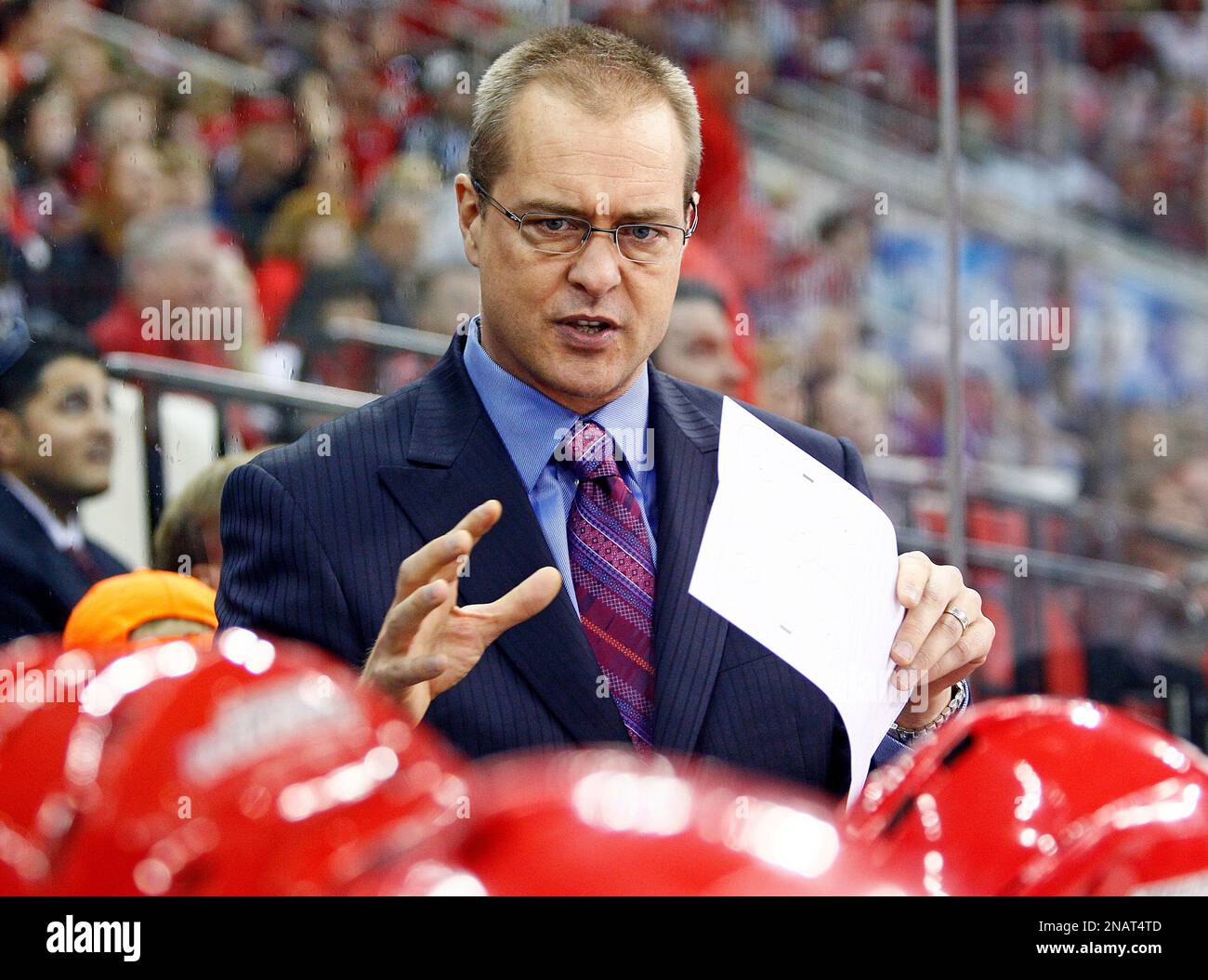 Carolina Hurricanes head coach Paul Maurice during the first period of